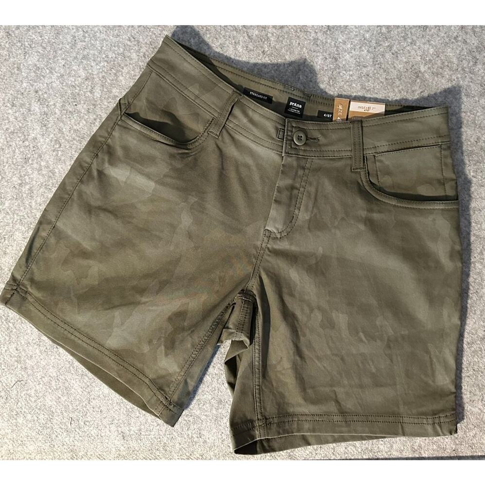 New Women PrAna Camo Shorts from REI Size 4